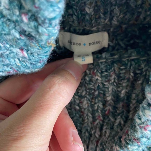 Teal Tweed Turtleneck by Urban Outfitters - Picture 5 of 6